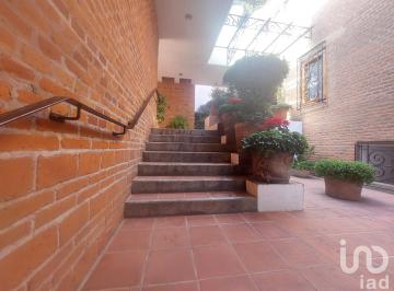 Casa · 272m² · 3 Recámaras · 3 Estacionamientos · Casa en Venta