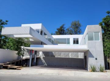 Casa de 3 habitaciones, Monterrey · Casa Venta Lania