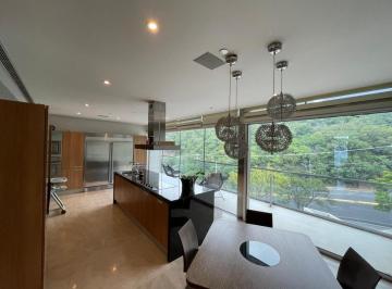 Departamento · 268m² · 2 Recámaras · 3 Estacionamientos · Departamento de 355 m² en Venta en Chipinque en San Pedro