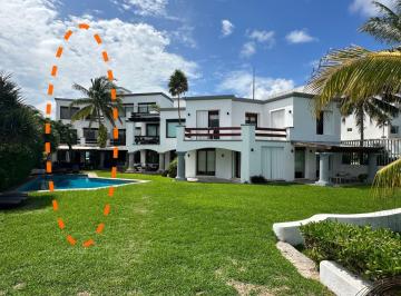 Casa · 280m² · 4 Recámaras · 2 Estacionamientos · Casa Frente Al Mar en Venta. Zona Hotelera, Cancún, Q. Roo