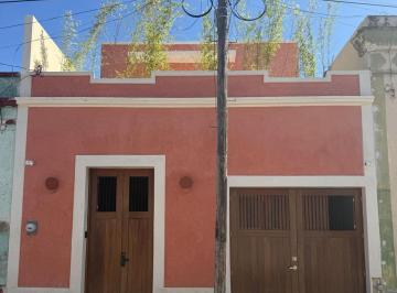 Casa · 345m² · 4 Recámaras · Hermosa Casa en Venta Remodelada Casa Romina Merida Centro (Avc - 2476)