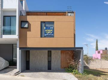Casa en condominio · 161m² · 3 Recámaras · 2 Estacionamientos · Increíble Casa en Coto Cerezos de Capital Norte