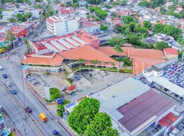 Local comercial · 200m² · 1 Estacionamiento · Local en Plaza Comercial Las Palmas en Cuernavaca Morelos $52,500 Mxn