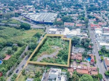 Terreno / Lote · 5500m² · Terreno Cerca de City Market en Vista Hermosa Cuernavaca en $8500 por m²