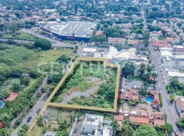 Terreno / Lote · 5500m² · Terreno Cerca de City Market en Vista Hermosa Cuernavaca en $8500 por m²