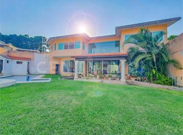 Casa · 473m² · 4 Recámaras · 3 Estacionamientos · Casa en Sumiya, Jiutepec, Morelos