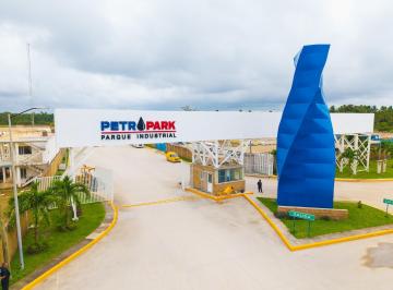 Terreno / Lote , Paraíso · Terreno en Renta en Petropark I F - 990
