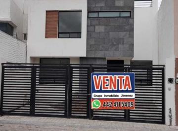 Casa · 212m² · 3 Recámaras · 2 Estacionamientos · Venta de Casa en Milenio Lll