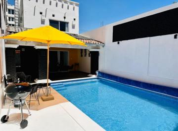 Casa · 218m² · 3 Recámaras · 1 Estacionamiento · Venta, Tonatico, Estado de México