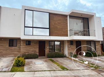 Casa en condominio de 3 habitaciones, Querétaro · Casa Amueblada y Equipada en El Refugio