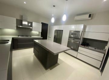 Casa de 3 habitaciones, Monterrey · Casa en Venta, Soria Residencial, El Uro