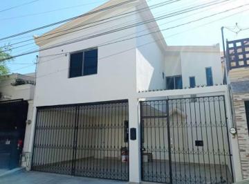 Casa de 3 habitaciones, Guadalupe · Casa en Renta, Valle del Contry Asg