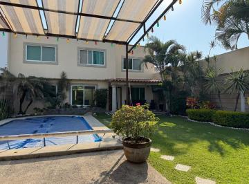 Casa de 3 habitaciones, Jiutepec · Casa con Alberca en Exclusivo Fraccionamiento