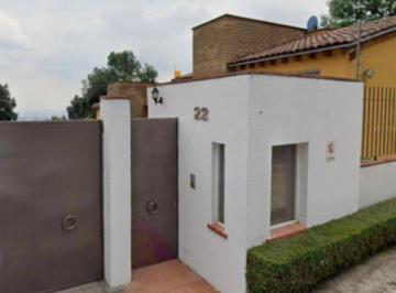 Casa · 230m² · 3 Recámaras · 1 Estacionamiento · Casa en Bosque de Los Milagros