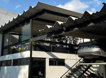 Oficina · 2 Estacionamientos · Av Constituyentes