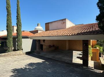 Casa de 3 habitaciones, Zapopan · Casa en Venta en Las Cañadas