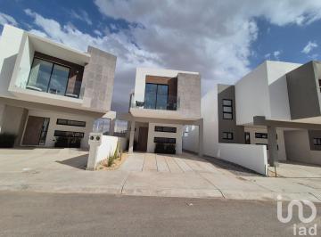 Casa · 106m² · 3 Recámaras · 2 Estacionamientos · Casa Nueva Nueva en Venta, en Fracionamiento Privado Cerca del Puente Internacional Zaragoza