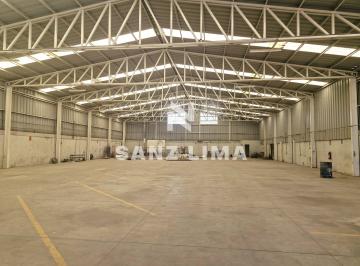 Bodega comercial , Celaya · Lázaro Cárdenas del Río: Bodega en Venta o Renta de 1,250 m².