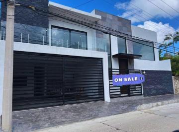 Casa · 287m² · 3 Recámaras · 2 Estacionamientos · Casa en Venta Tipo Residencial Col Lomas de Rosales