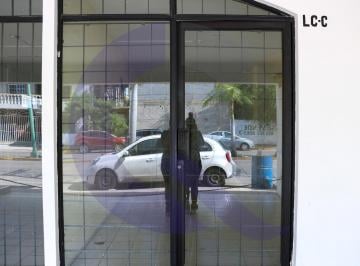 Local comercial · 52m² · 1 Estacionamiento · Local en Venta