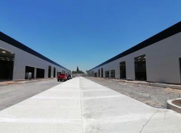 Bodega comercial · 223m² · 4 Estacionamientos · Bodega en Renta en Querétaro por Parque Industrial Benito Juárez y Av 5 de Febrero.