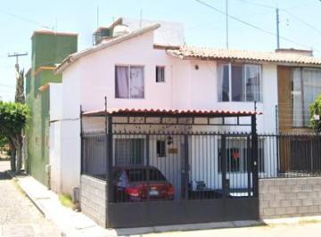 Casa de 3 habitaciones, Querétaro · Venta de Casa
