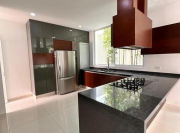 Casa · 3 Recámaras · 2 Estacionamientos · Casa en Loretta Residencial en Venta