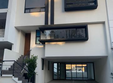 Casa de 3 habitaciones, Atizapán de Zaragoza · Casa en Venta en Residencial Lago Esmeralda, Atizapán de Zaragoza