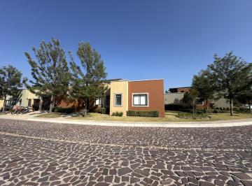 Casa · 339m² · 4 Recámaras · 3 Estacionamientos · Casa en Venta en San Miguel de Allende