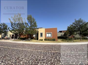 Casa · 339m² · 4 Recámaras · 3 Estacionamientos · Casa en Venta en San Miguel de Allende