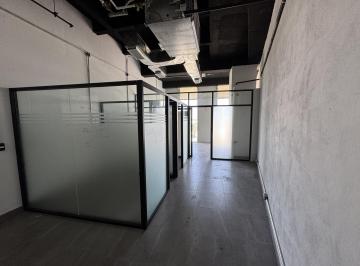 Oficina · 55m² · 2 Estacionamientos · Oficina Ejecutiva en Renta Torre Ankor