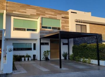 Casa de 3 habitaciones, Querétaro · Casa en Venta Juriquilla