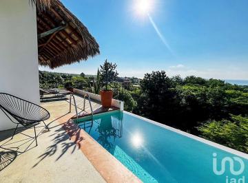 Casa · 266m² · 3 Recámaras · 1 Estacionamiento · Moderna Casa Costera en Venta en La Punta