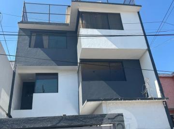 Casa de 6 habitaciones, Tlalnepantla de Baz · Venta Casa Lomas de Valle Dorado, Tlalnepantla de Baz