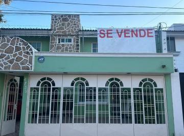 Casa de 3 habitaciones, Zapopan · Casa en Venta Lomas del Seminario. $9,900,000