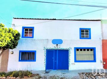 Casa · 204m² · 4 Recámaras · 3 Estacionamientos · Casa en Venta Lomas de Casa Blanca, Querétaro