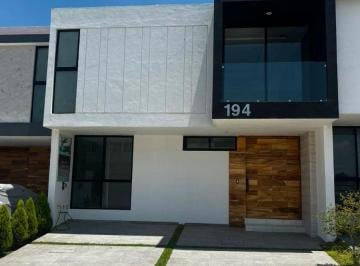 Casa de 4 habitaciones, Zapopan · Hermosa Residencia a Estrenar
