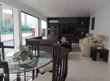 Casa · 670m² · 4 Recámaras · 3 Estacionamientos · Cg Casa en Venta en Cumbres 4 Sec