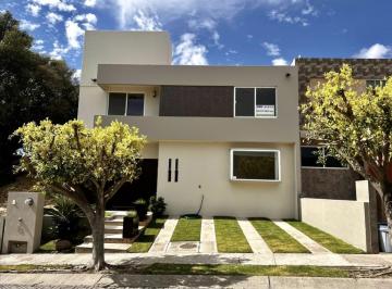 Casa de 3 habitaciones, Tlajomulco de Zúñiga · Casa en Venta Fracc Arbolada Coto 2