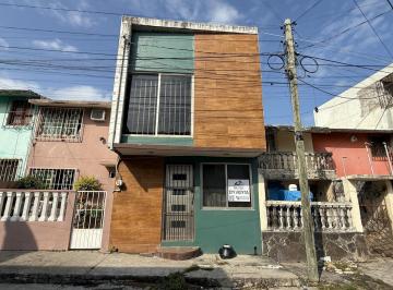 Casa · 120m² · 2 Recámaras · Casa en Venta en Infonavit Buena Vista