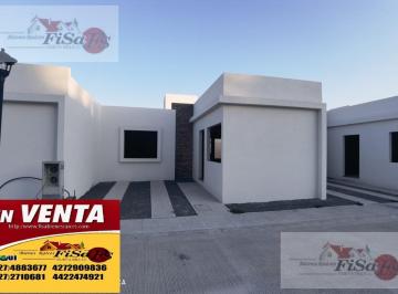 Casa · 81m² · 2 Recámaras · 2 Estacionamientos · Casa - Nuevo Espíritu Santo