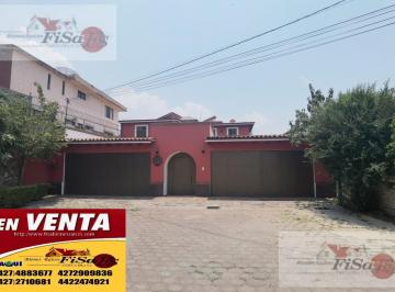Casa · 650m² · 3 Recámaras · 4 Estacionamientos · Casa en Venta