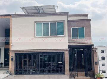 Casa · 600m² · 4 Recámaras · 2 Estacionamientos · Casa en Venta en Colinas de San Jerónimo