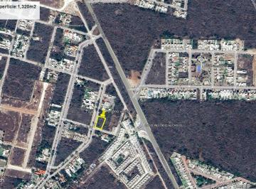 Terreno / Lote · 1320m² · Terreno en Esquina en Venta $3,300 X m² con Servicios en Viladiu Cholul Mérida - (4)