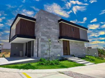 Casa · 275m² · 4 Recámaras · 2 Estacionamientos · Casa en Venta Lomas del Molino V, León, Gto