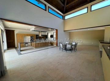 Casa de 3 habitaciones, Querétaro · Balcones de Juriquilla - Casa, Alberca, Cuarto de Servicio, 3 Recámaras. Venta