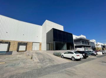 Bodega comercial , Zapopan · Se Renta Bodega en West Plaza Park