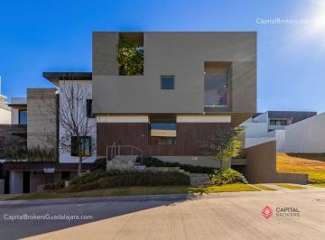 Casa en condominio de 4 habitaciones, Zapopan · Casa de Lujo Nueva Puerta Las Lomas en Venta