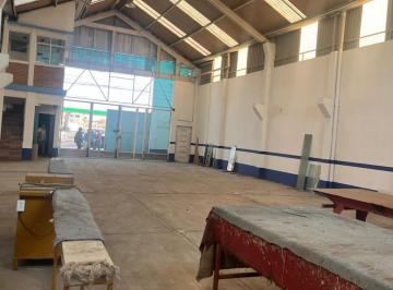 Bodega comercial , Toluca · Se Renta Bodega Pequeña en Vialidad Toluca Naucalpan Zona Parque Toluca 2000