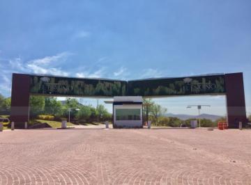 Terreno / Lote , Querétaro · Terreno en Venta en Queretaro en Club de Golf El Encino
